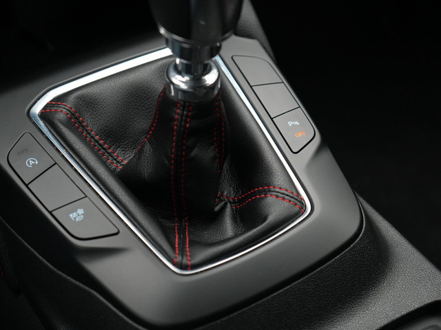 Ford Kuga 1.5 EcoBoost ST-Line X 150pk 1800kg Trekgewicht Dealer O.H | Cruise Control | Bang&Olufsen Sound | Alcantara Sportstoelen Verwar