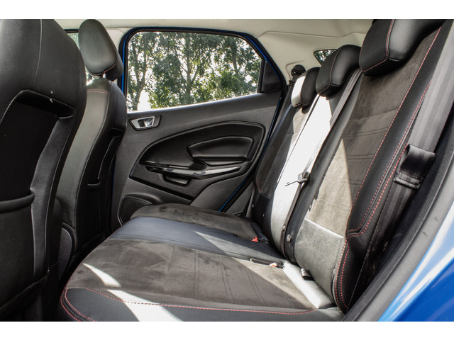 Ford EcoSport 1.0 125pk EcoBoost ST-Line Trekhaak  Carplay  Half lederen int,  Stuur + stoelverwarming  DAB+