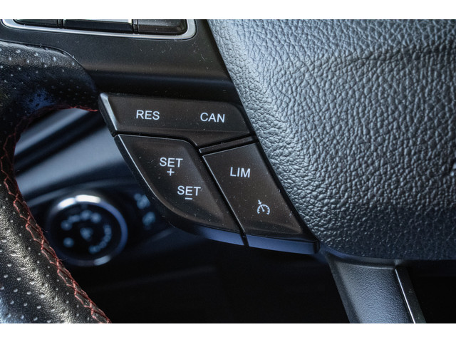 Ford EcoSport 1.0 125pk EcoBoost ST-Line Trekhaak  Carplay  Half lederen int,  Stuur + stoelverwarming  DAB+