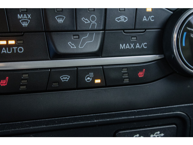 Ford EcoSport 1.0 125pk EcoBoost ST-Line Trekhaak  Carplay  Half lederen int,  Stuur + stoelverwarming  DAB+