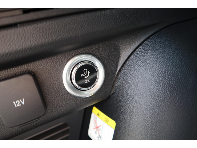 Ford Kuga 2.5 PHEV TITANIUM EL-TREKHAAK EL-STOELEN BLISS P-SENSOREN CAMERA WINTERPACK 4-JR GARANTIE