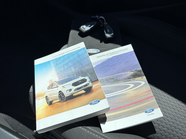 Ford Kuga BWJ 2017 | 1.5T 120PK Trend Ultimate | NWE APK | TREKHAAK | CLIMA | CRUISE | NAVI | LICHTMETAAL | PDC | CARPLAY