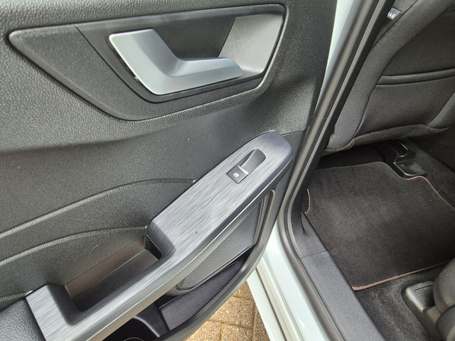Ford Kuga 2.5 PHEV ST-Line | PDC+Camera | ECC | LM Velgen | LED verlichting