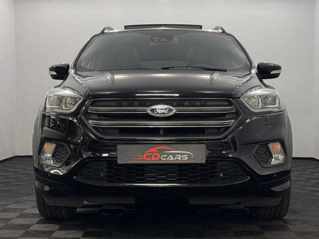 Ford Kuga 1.5 EcoBoost Vignale Pano, Half leder, Navi, Parkeersensoren, Keyless start, Cruise control, Stoelverwarming