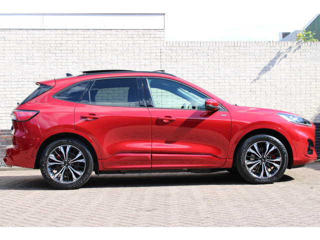 ford-kuga-2.5-phev-st-line-x---panoramadak---trekhaak---blis---bo---head-up---winterpack