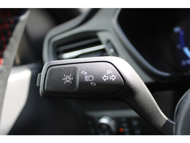 Ford Kuga 2.5 PHEV ST-Line X | Panoramadak | Trekhaak | BLIS | B&O | Head-up | Winterpack
