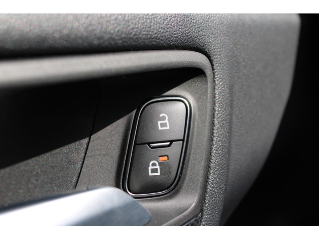 Ford Kuga 2.5 PHEV ST-Line X | Panoramadak | Trekhaak | BLIS | B&O | Head-up | Winterpack