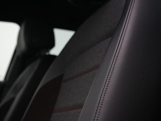 Seat Tarraco 1.4 TSI e-Hybrid 245 pk DSG PHEV Xcellence | Trekhaak | Stuur- achterbankverwarming | Achteruitrijcamera