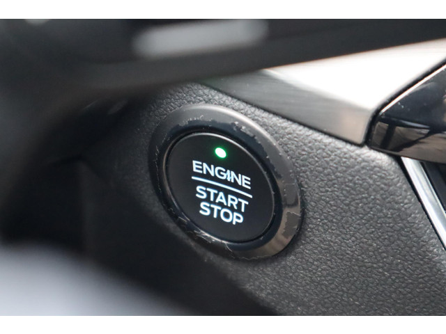 Ford Kuga 2.5 PHEV TITANIUM EL-TREKHAAK PANORAMADAK CAMERA CLIMA KEYLESS NAVI APPLE ANDROID NL-AUTO