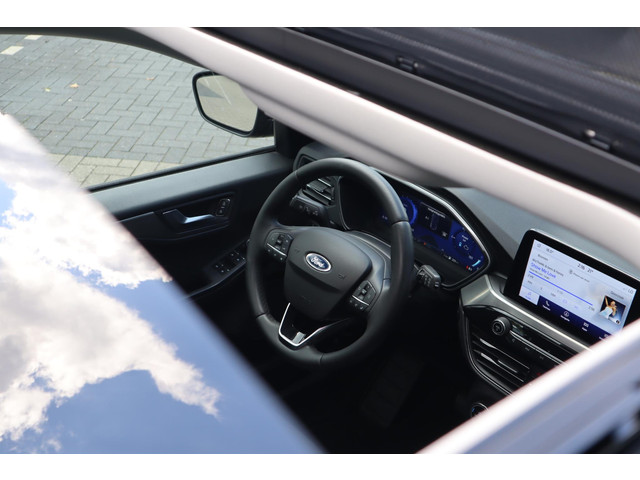 Ford Kuga 2.5 PHEV TITANIUM EL-TREKHAAK PANORAMADAK CAMERA CLIMA KEYLESS NAVI APPLE ANDROID NL-AUTO