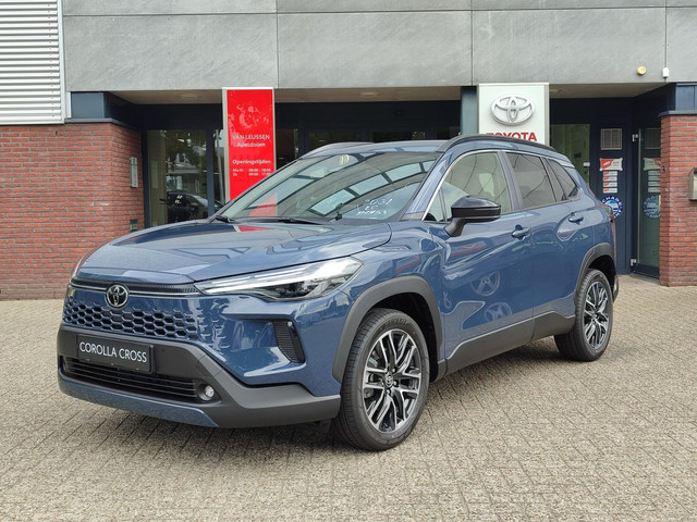 toyota-corolla-cross-hybrid-140-dynamic-nieuw-model--stoel-stuurverw-blind-spot-18---lm-velgen-el-achterklep-keyless-navi-park-sensoren-camera-clima-