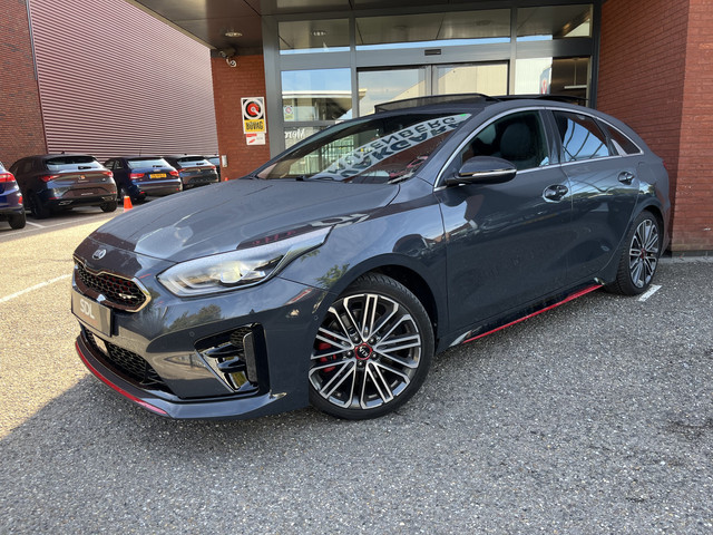 kia-proceed-1.6-t-gdi-gt-66.000km---204-pk------schuif-kanteldak----jbl----elek.-klep----adapt.-cruise----clima----camera----pdc---