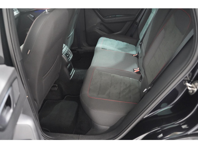 Seat Ateca 1.5 TSI FR Business Intense Navi Adaptive cruise Winterpakket Camera Parkeerassistent Elektrische klep 1e Eig. NAP
