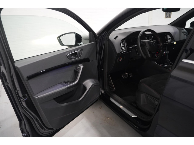 Seat Ateca 1.5 TSI FR Business Intense Navi Adaptive cruise Winterpakket Camera Parkeerassistent Elektrische klep 1e Eig. NAP