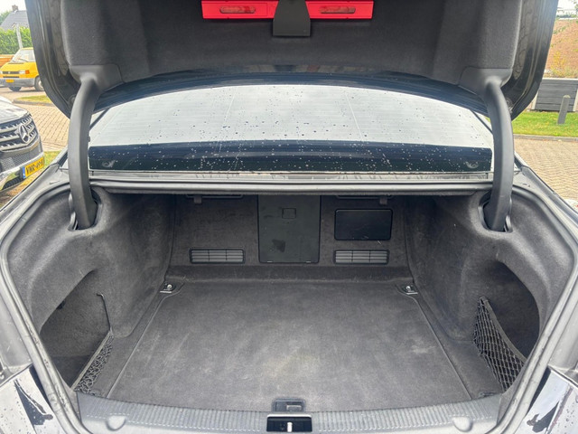 Audi A8 4.2 FSI Quattro 2011 Schuifdak Youngtimer