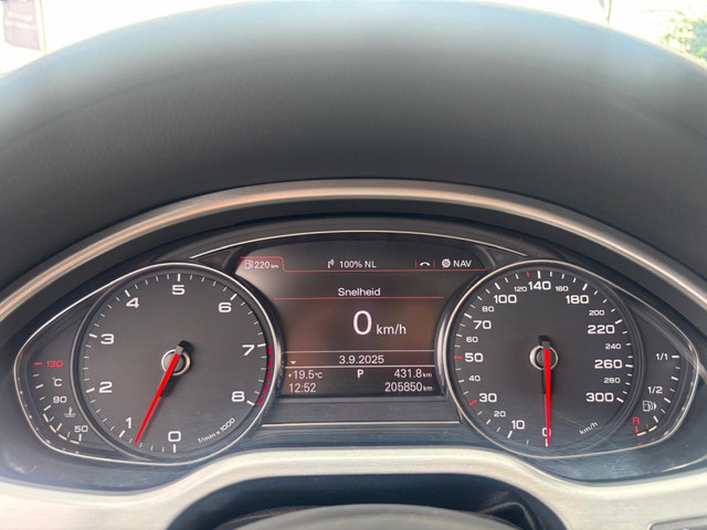 Audi A8 4.2 FSI Quattro 2011 Schuifdak Youngtimer