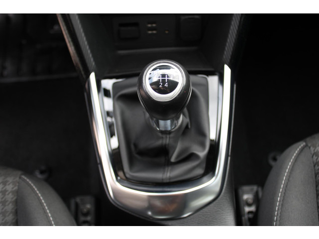 Mazda 2 1.5 Skyactiv-G Dynamic+ Trekhaak, Cruise, Navi, PDC, Airco, Bluetooth, LMV 16 Inch