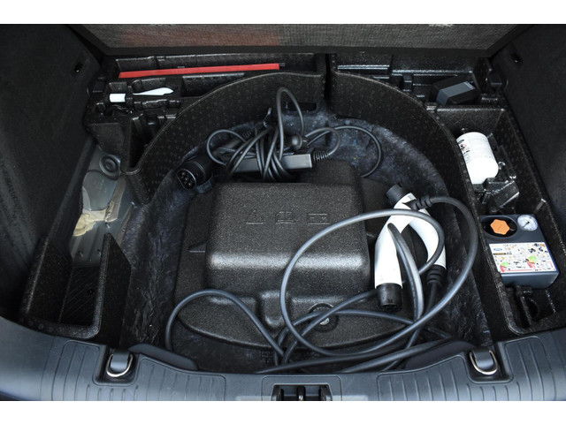 Ford Kuga 2.5 PHEV Titanium |NL-AUTO|AUTOMAAT|CARPLAY|CAMERA|NAVI|CRUISE|CLIMATE|PDC