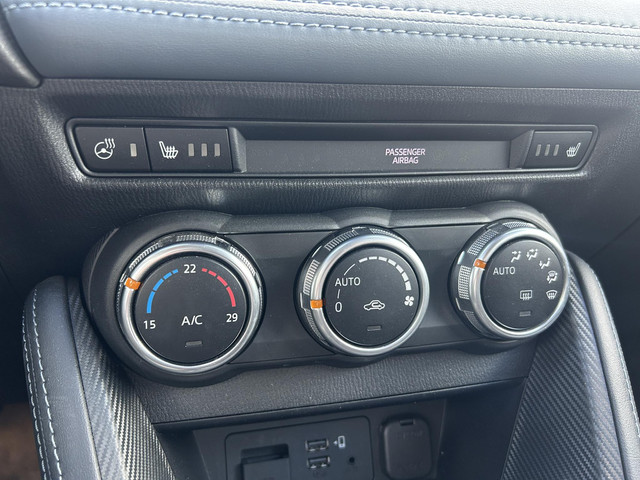 Mazda 2 1.5 Skyactiv-G Signature | Stuurverwarming | LED | 360 Camera |