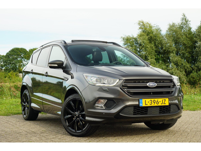 ford-kuga-1.5-ecoboost-st-line-magnetic-grey---19---xenon-led-parkpilot