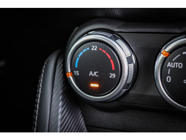 Mazda 2 1.5 Skyactiv-G GT-M Navi Camera Stoelverwarming
