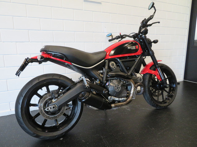 Ducati Scrambler 800 ICON CLASSIC HISTORIE