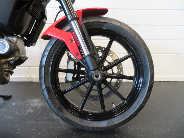 Ducati Scrambler 800 ICON CLASSIC HISTORIE