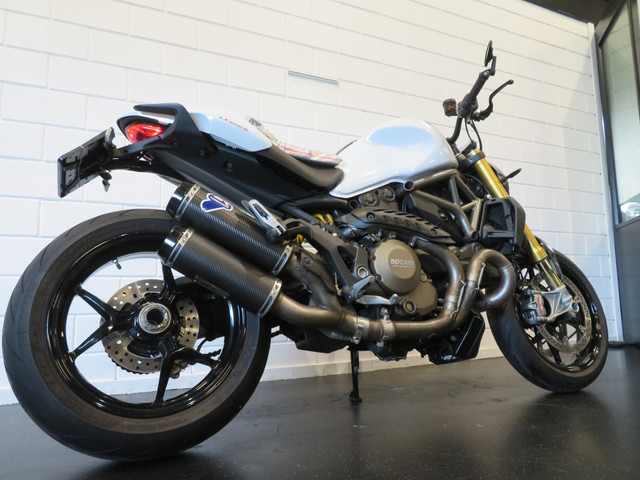Ducati Monster 1200 S NIEUWSTAAT! TERMINO