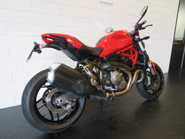 Ducati Monster 821 ABS TFT HISTORIE TOPPER
