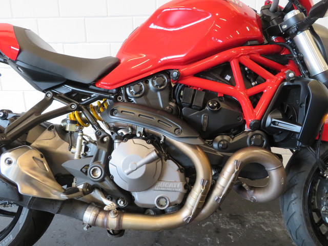 Ducati Monster 821 ABS TFT HISTORIE TOPPER