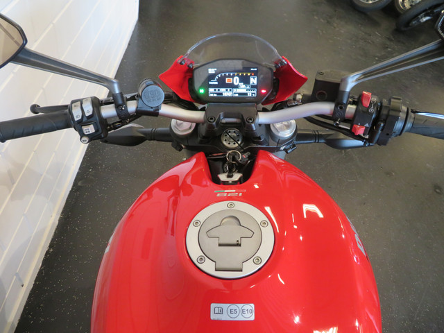 Ducati Monster 821 ABS TFT HISTORIE TOPPER