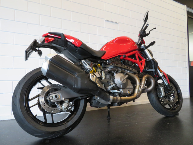 Ducati Monster 821 ABS TFT HISTORIE TOPPER
