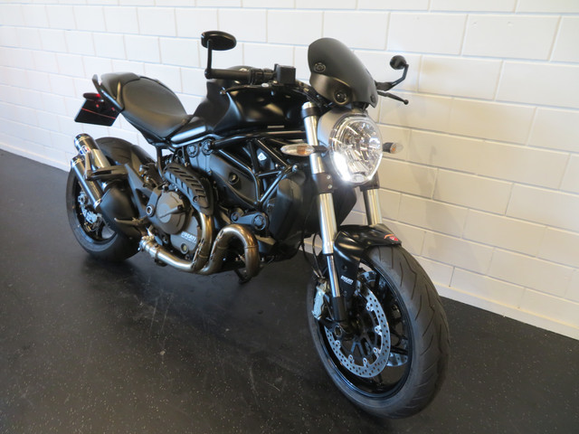 Ducati Monster 821 ABS BLACK-EDIT. TERMI