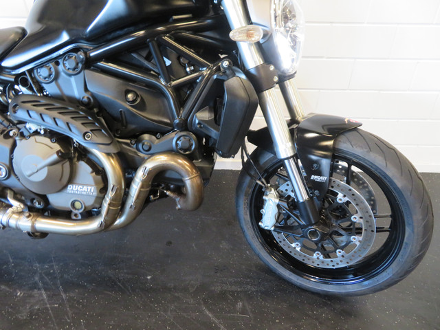 Ducati Monster 821 ABS BLACK-EDIT. TERMI