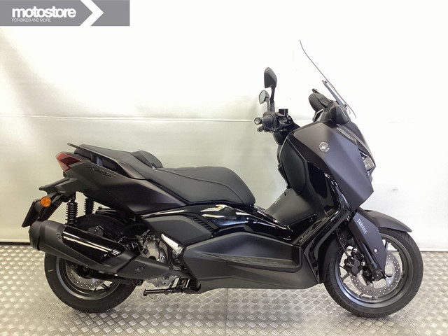yamaha-x-max-300-tech-max-plus