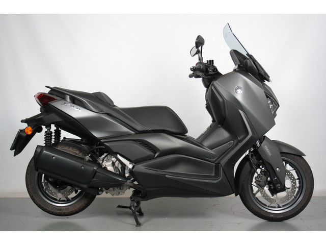 yamaha-x-max-xmax-300-yamaha-xmax-300-2024-8211-sportieve-en-comfortabele-premium