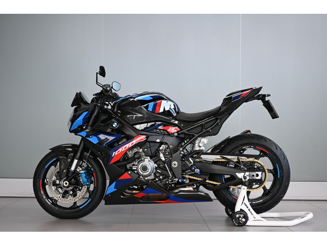 bmw-m-1000-r-