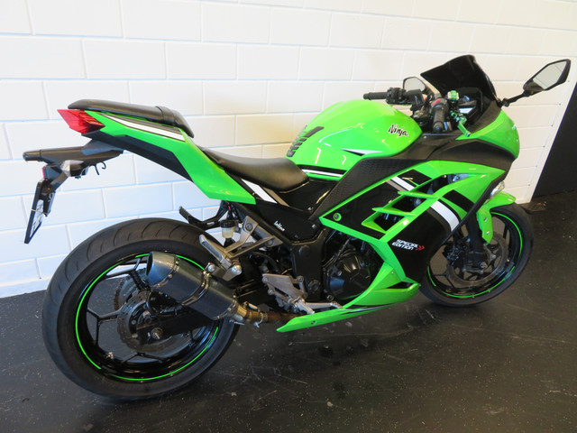 Kawasaki Ninja 300 ABS ZEER FRAAI!