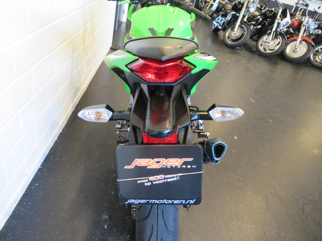 Kawasaki Ninja 300 ABS ZEER FRAAI!