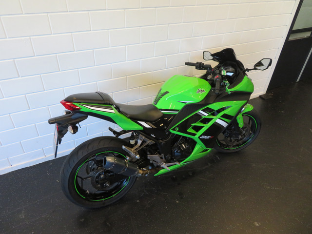 Kawasaki Ninja 300 ABS ZEER FRAAI!