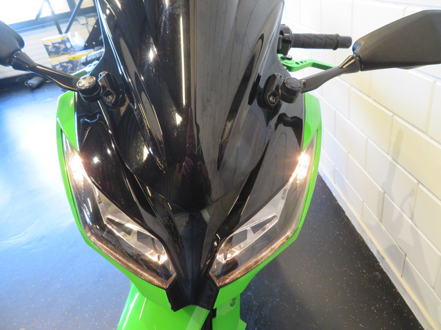 Kawasaki Ninja 300 ABS ZEER FRAAI!