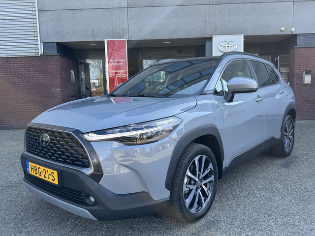 toyota-corolla-cross-1.8-hybrid-140-style-panodak-stoel-stuurverw-keyless-getint-glas-blind-spot
