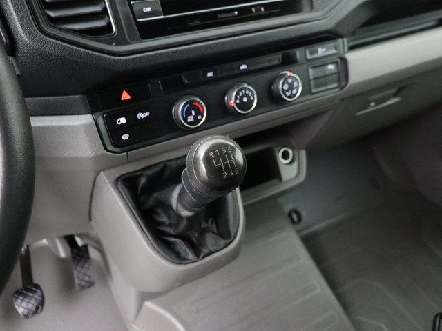 Volkswagen Crafter 2.0TDI 140PK L3H3 | Airco | Cruise | Trekhaak | Betimmering