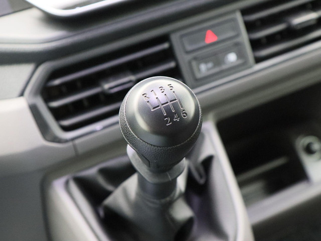 Volkswagen Crafter 35 2.0 TDI L3H3 Trendline | 140PK | Laadruimte Betimmering | Side Bars | Hoog dak | Trekhaak |