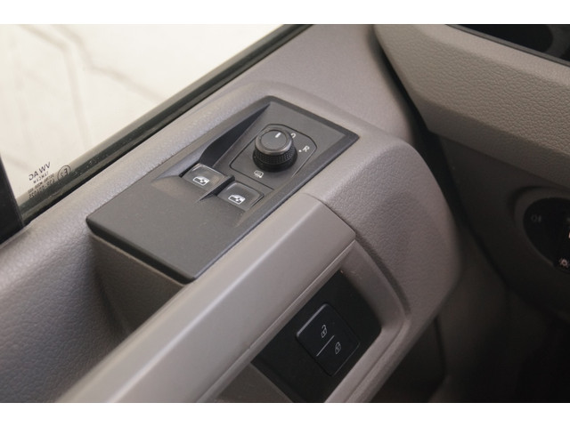 Volkswagen Crafter 35 2.0 TDI 140pk L4-H3 -NAVI-AIRCO-PDC-