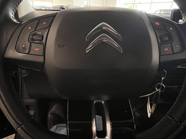 Citroen C4 Cactus 1.2 PureTech Shine NAVIGATIE CAMERA, LED, CRUISE, NAP.