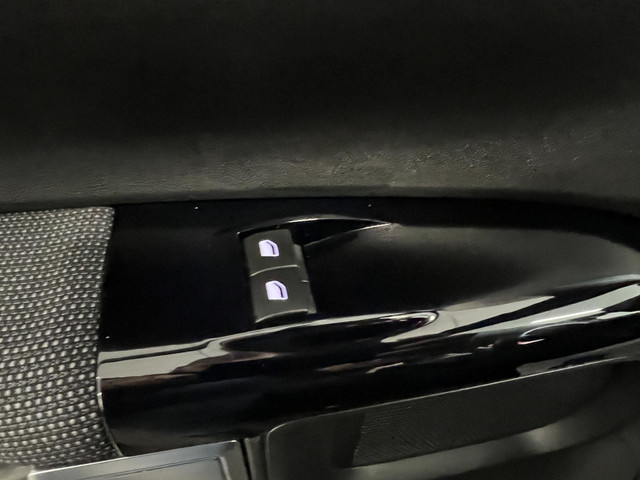 Citroen C4 Cactus 1.2 PureTech Shine NAVIGATIE CAMERA, LED, CRUISE, NAP.