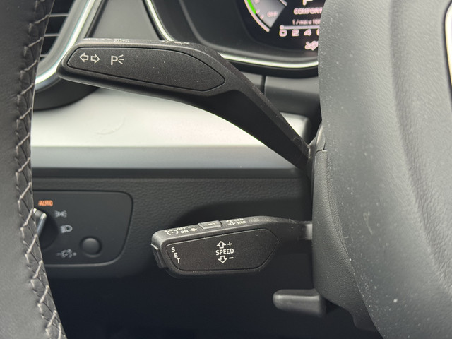 Audi Q5 50 TFSI e S edition | Trekhaak | Pano | LED