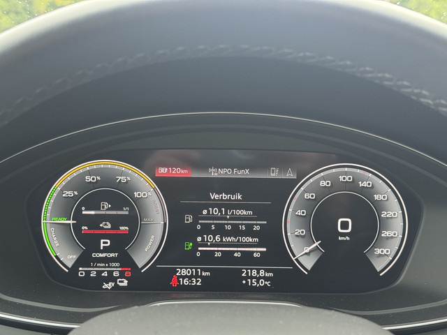 Audi Q5 50 TFSI e S edition | Trekhaak | Pano | LED