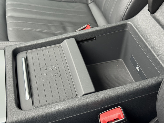 Audi Q5 50 TFSI e S edition | Trekhaak | Pano | LED